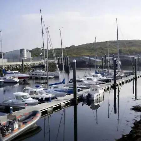 Blue House, Carraroe